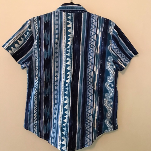 Vintage Circle T Asymmetrical Buttonup Shirt - Picture 6 of 6